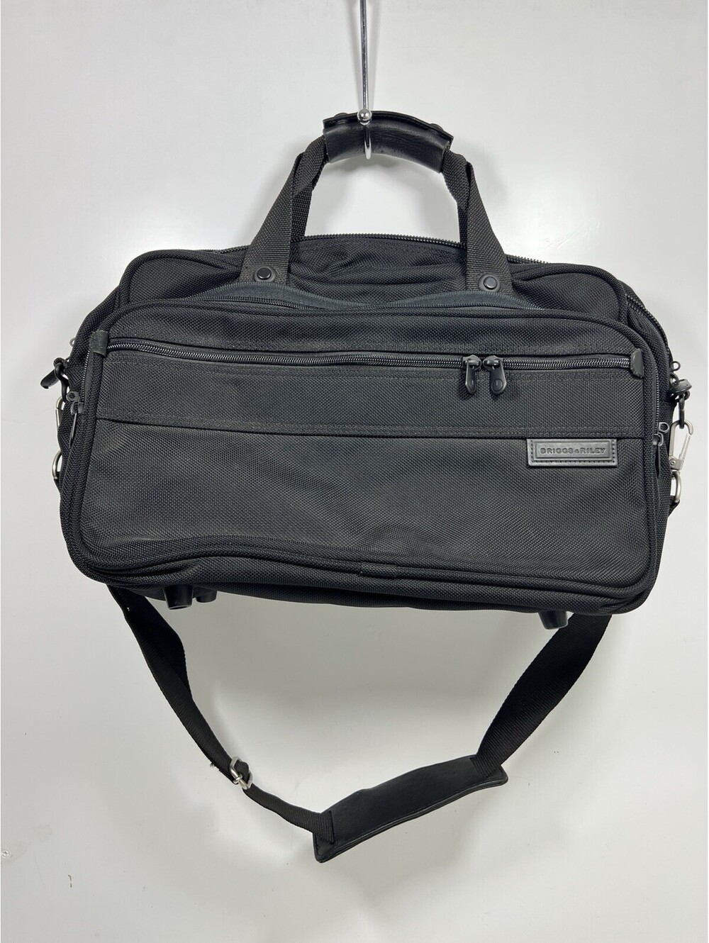 Briggs & Riley Travelware Duffle Carry On Bag Black 17” Nylon Briefbag